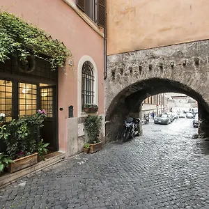 3* Frühstückspension Arco Del Lauro